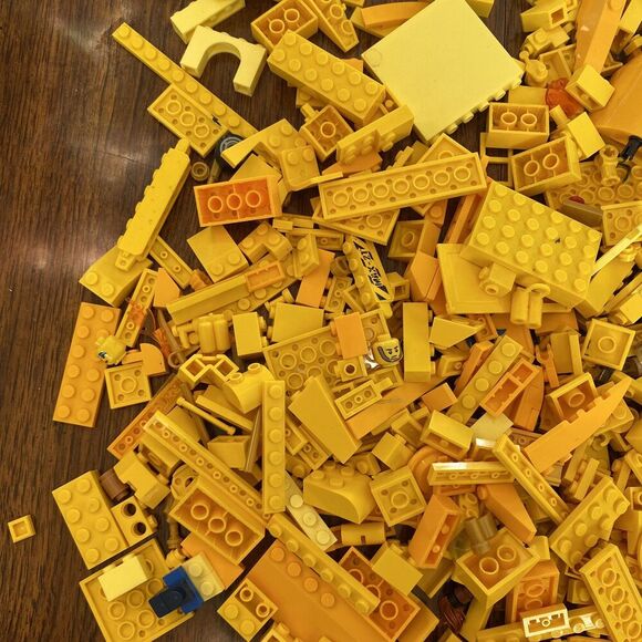 Lego Lot 2+ Pounds Yellow Parts Pieces Plates Bricks Minecraft City Star Wars - Picture 5 of 16